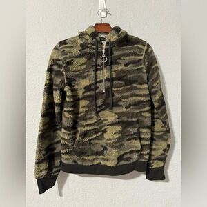 Derek Heart Girl Cozy Army Hoodie 1/4 Zipper Sweater with Front Pockets Size‎ M